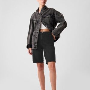 High rise Gap denim shorts 26